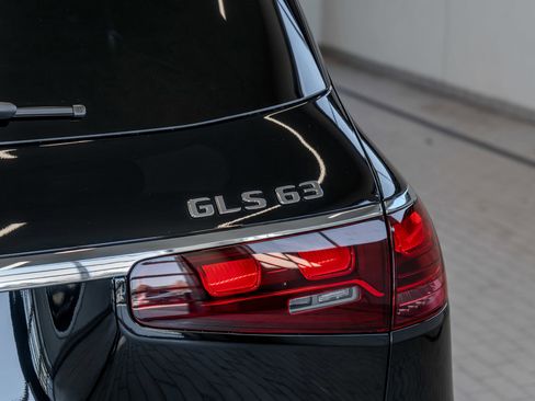 New 2026 Mercedes-Benz GLS 63 AMG 4MATIC image 24
