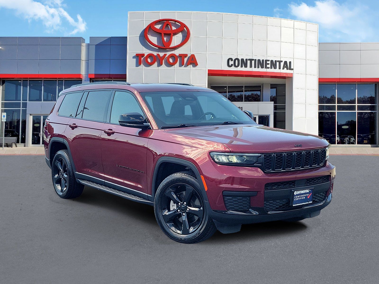Used 2022 Jeep Grand Cherokee L Laredo AWD/4WD image 2