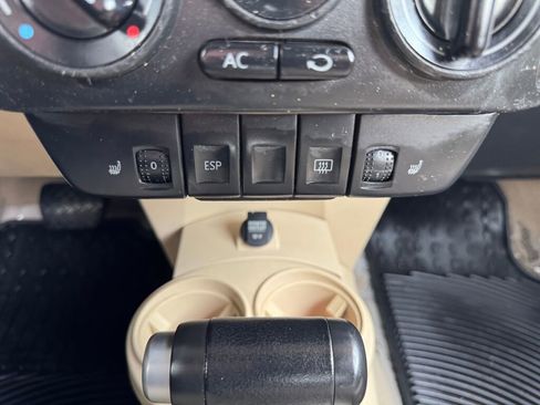 Used 2004 Volkswagen Beetle GLS image 20