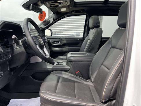 Used 2023 GMC Yukon SLT AWD/4WD image 20