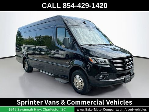 Used 2023 Mercedes-Benz Sprinter 3500 image 7