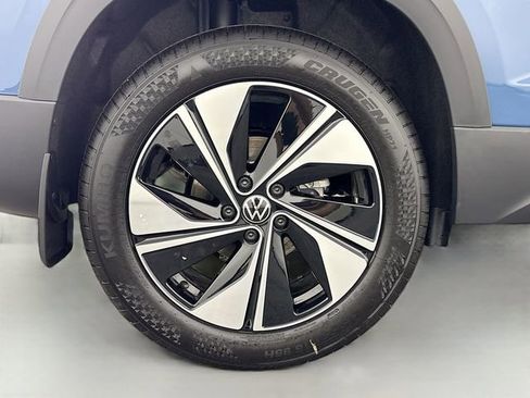 New 2026 Volkswagen Taos SE AWD/4WD image 31