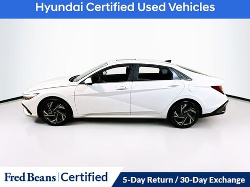 Certified 2025 Hyundai Elantra SEL FWD image 5