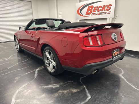 Used 2011 Ford Mustang GT Premium w/ Electronics Pkg RWD image 4