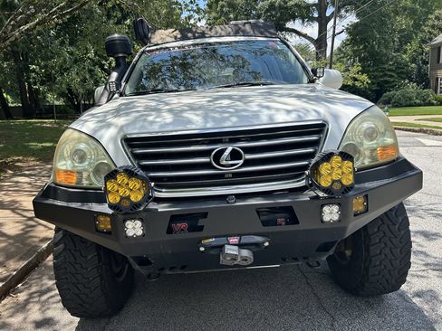 Used 2005 Lexus GX 470 image 4