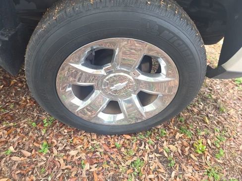 Used 2015 Chevrolet Silverado 1500 LTZ w/ LTZ Plus Package image 8