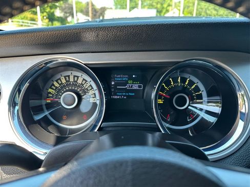 Used 2013 Ford Mustang GT Premium w/ GT Coupe Accessory Pkg 5 RWD image 16
