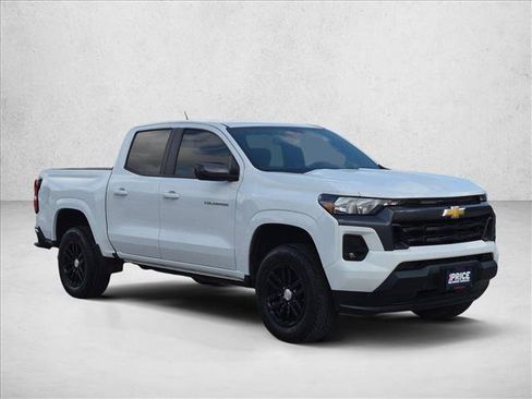 Used 2023 Chevrolet Colorado LT w/ LT Convenience Package II RWD image 3