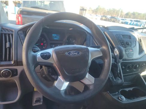 Used 2017 Ford Transit 150 image 25