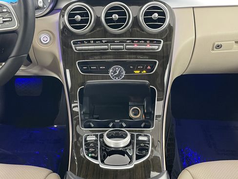 Used 2020 Mercedes-Benz C 300 Sedan image 18