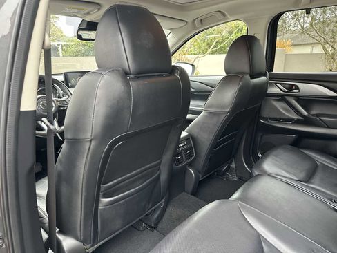 Used 2018 MAZDA CX-9 Touring w/ Touring Premium Package image 16