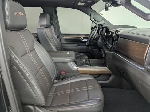 Used 2024 Chevrolet Silverado 2500 High Country w/ High Country Premium Package image 24