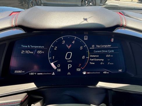 Used 2021 Chevrolet Corvette Stingray Premium Cpe w/ Z51 Performance Package RWD image 12