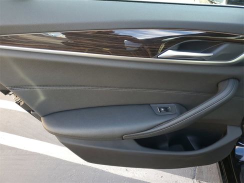 Used 2019 BMW 530i image 16