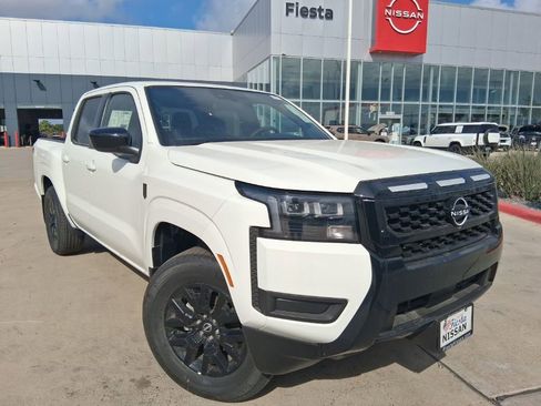 New 2026 Nissan Frontier SV w/ SV Convenience Package RWD image 1