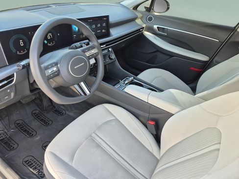 Certified 2024 Hyundai Sonata SEL FWD image 17