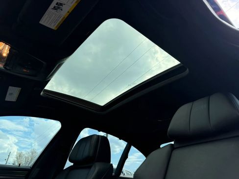 Used 2014 BMW M5 image 22