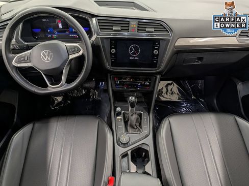 Used 2023 Volkswagen Tiguan SE AWD/4WD image 26