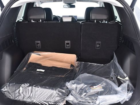 New 2025 Ford Escape SE w/ PHEV Premium Package image 20