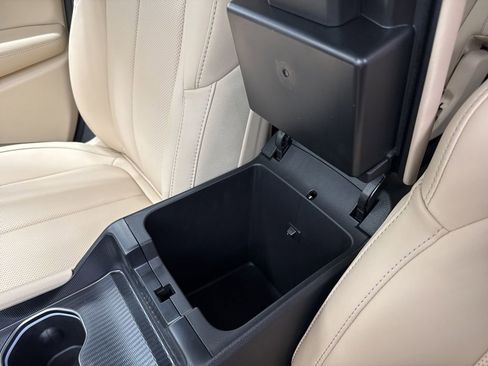 New 2025 Jeep Grand Cherokee L Limited w/ Luxury Tech Group II image 20