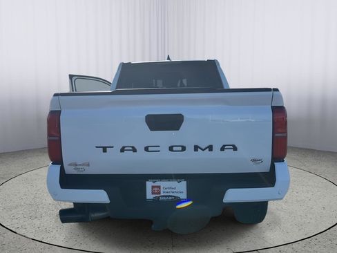 Used 2025 Toyota Tacoma SR5 image 6
