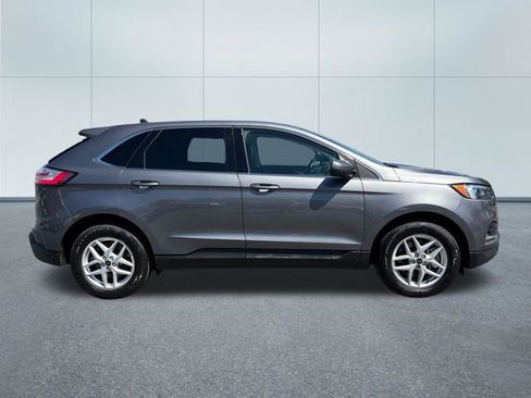 Used 2023 Ford Edge SEL AWD/4WD image 2