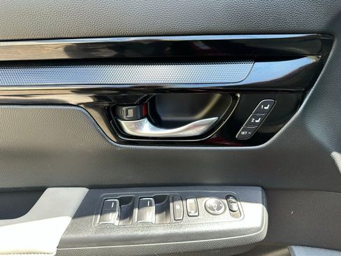 Used 2025 Honda CR-V EX-L image 30