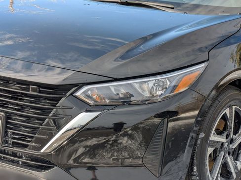 Used 2024 Nissan Sentra SV image 11