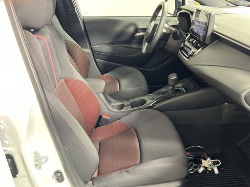 Used 2026 Toyota Corolla SE FWD image 27