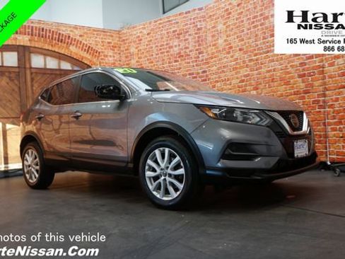 Used 2020 Nissan Rogue Sport S w/ Appearance Package image 1