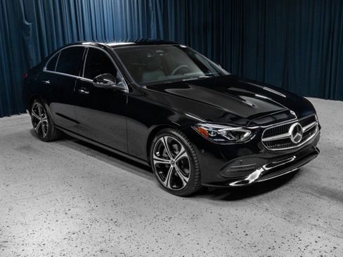 Used 2025 Mercedes-Benz C 300 Sedan image 3