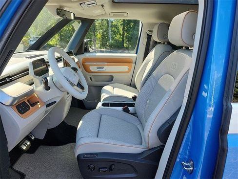 New 2025 Volkswagen ID. Buzz 1st Edition image 10