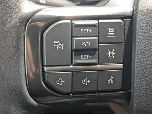 Used 2024 Ford F350 Platinum AWD/4WD image 28