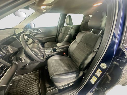 Used 2024 Mitsubishi Outlander SE AWD/4WD image 13