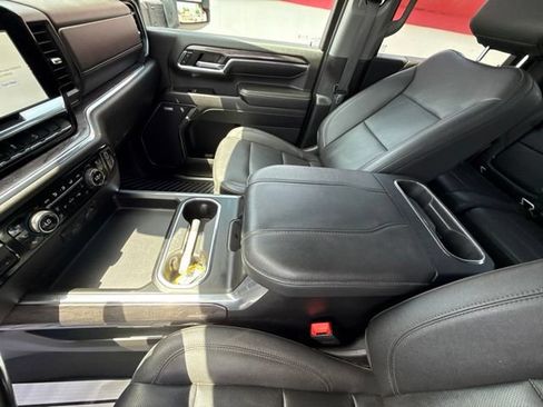 Used 2024 Chevrolet Silverado 2500 LTZ w/ LTZ Plus Package AWD/4WD image 14