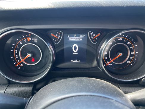 Used 2022 Jeep Gladiator Sport AWD/4WD image 11