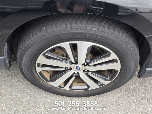 Used 2019 Subaru Outback 3.6R Limited AWD/4WD image 9