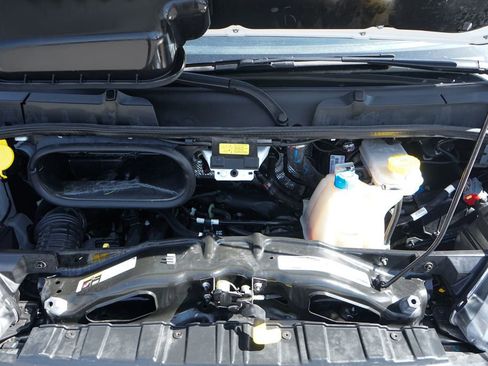 Used 2025 RAM ProMaster 2500 w/ Convenience Group FWD image 14