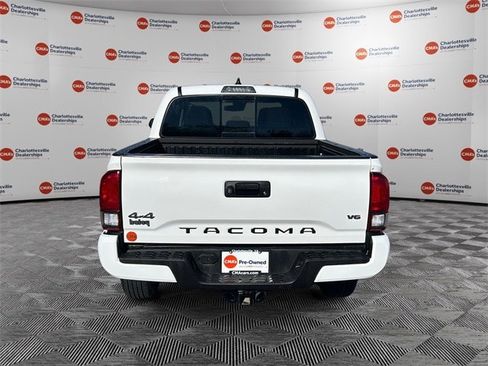 Used 2023 Toyota Tacoma SR5 w/ Technology Package image 4