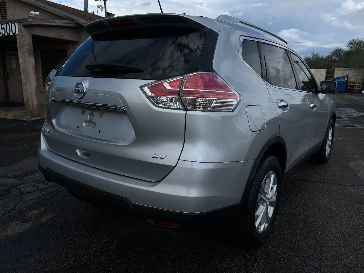 Used 2016 Nissan Rogue SV FWD image 5