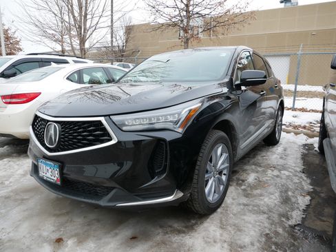 Used 2023 Acura RDX SH-AWD image 3