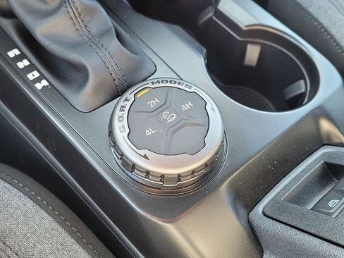 New 2025 Ford Bronco Base image 24