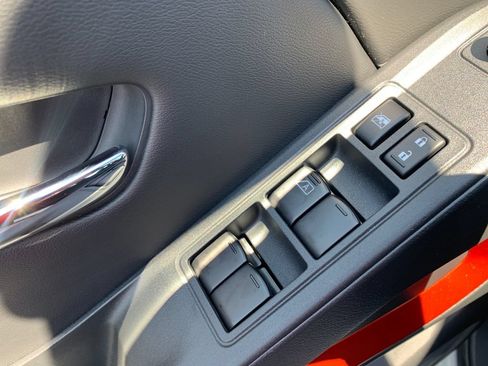 Used 2025 Nissan Frontier Pro-X RWD image 20