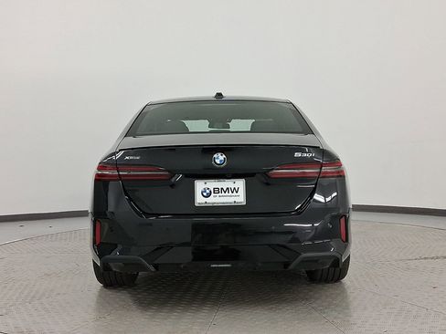 New 2026 BMW 530i xDrive w/ M Sport Package image 10