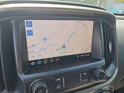 Used 2021 Chevrolet Colorado Z71 w/ Safety Package AWD/4WD image 17