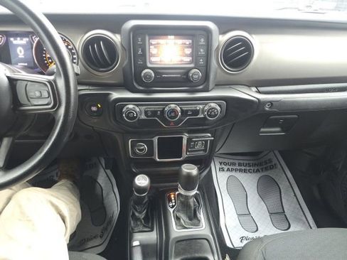 Certified 2020 Jeep Gladiator Sport image 21