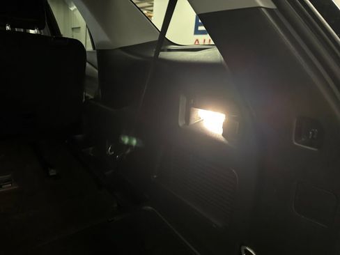Used 2024 Ford Explorer XLT w/ Equipment Group 202A AWD/4WD image 35