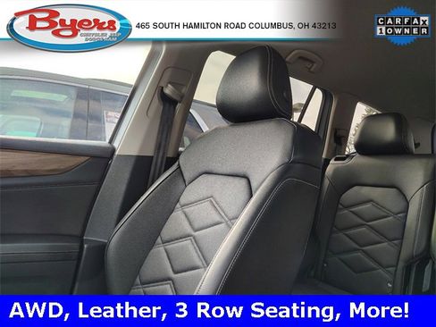 Used 2025 Volkswagen Atlas SE image 29