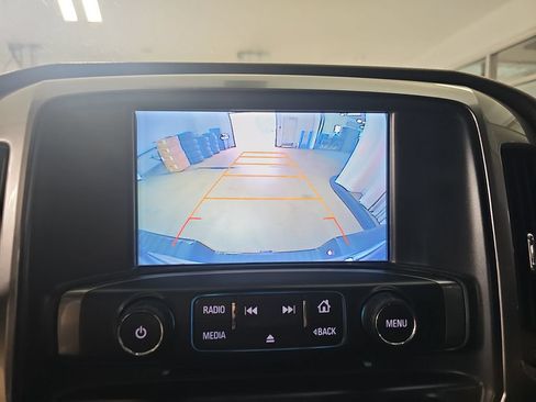 Used 2017 Chevrolet Silverado 1500 LT w/ Midnight Edition AWD/4WD image 28