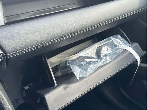 New 2025 Honda Pilot Touring image 39